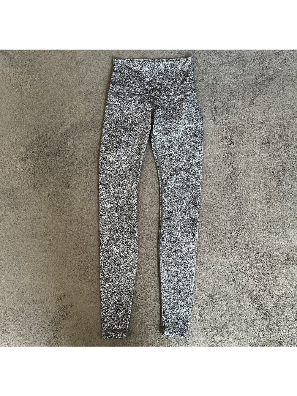 Lululemon Wunder Under Black White High Waisted Tight Leggings Women's Size 6